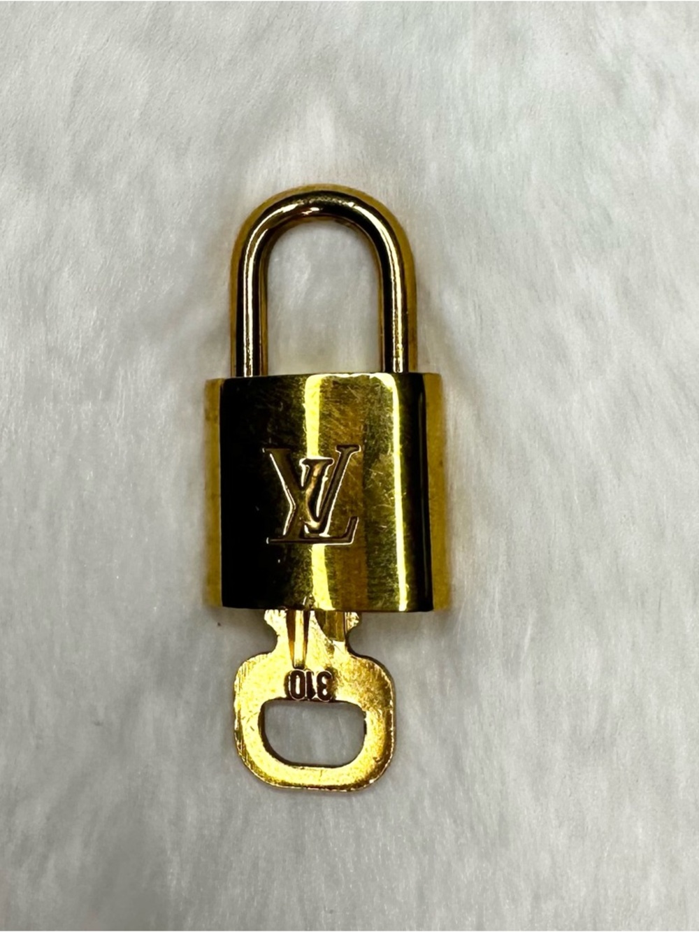 *LOUIS VUITTON* LV Monogram Lock & Key #310 - Picture 2 of 6